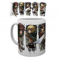 Attack on Titan Tasse - 320 ml Montage